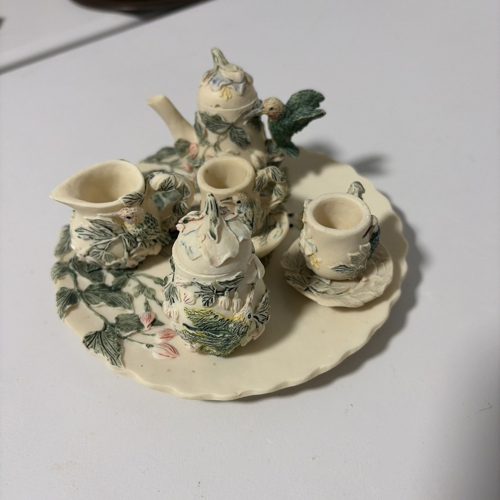 Empress Arts & Crafts Hummingbird Miniature Tea Set Display Creamer Sugar Plate